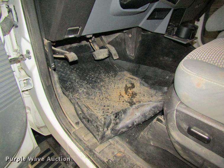 image for item DC4357 2013 Ford F350 Super Duty Crew Cab pickup truck