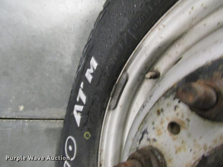 image for item DC4358 2013 Ford F350 Super Duty flatbed pickup truck