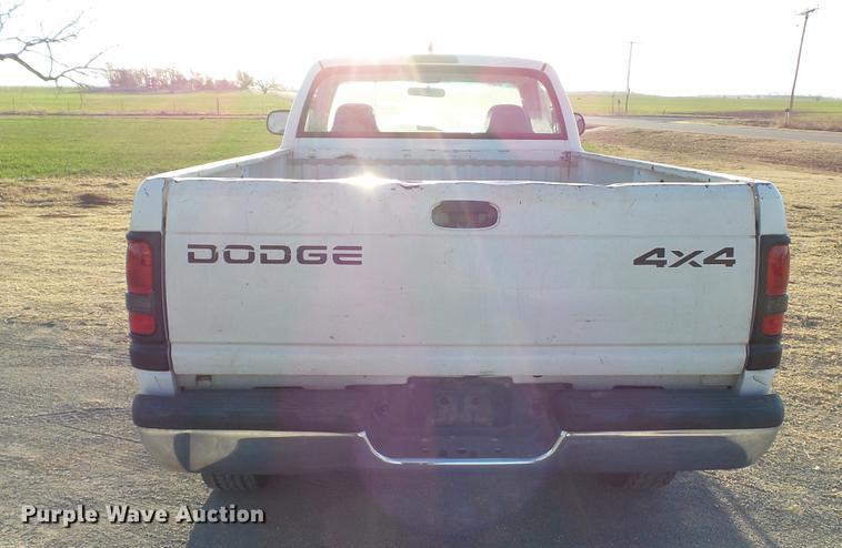 image for item DC5583 2002 Dodge Ram 2500 pickup truck