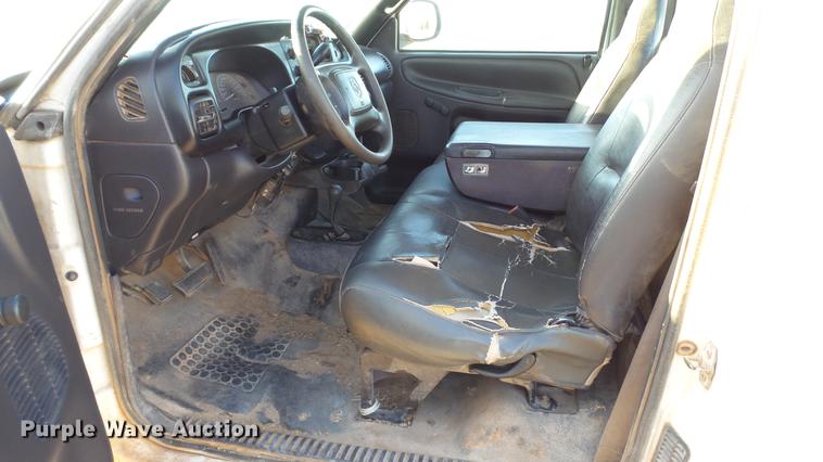 image for item DC5583 2002 Dodge Ram 2500 pickup truck