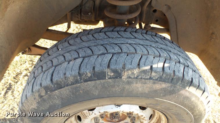 image for item DC5583 2002 Dodge Ram 2500 pickup truck