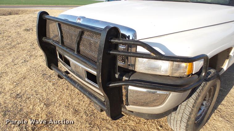image for item DC5583 2002 Dodge Ram 2500 pickup truck