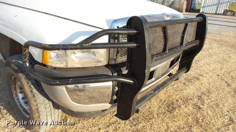 image for item DC5583 2002 Dodge Ram 2500 pickup truck
