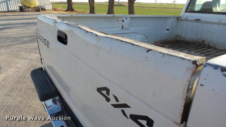 image for item DC5583 2002 Dodge Ram 2500 pickup truck