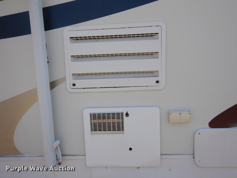 image for item DC5972 2007 Coachman Chaparral 340QBS camper