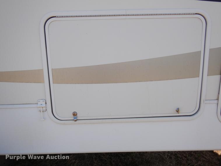 image for item DC5972 2007 Coachman Chaparral 340QBS camper