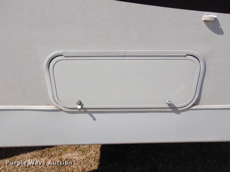 image for item DC5972 2007 Coachman Chaparral 340QBS camper