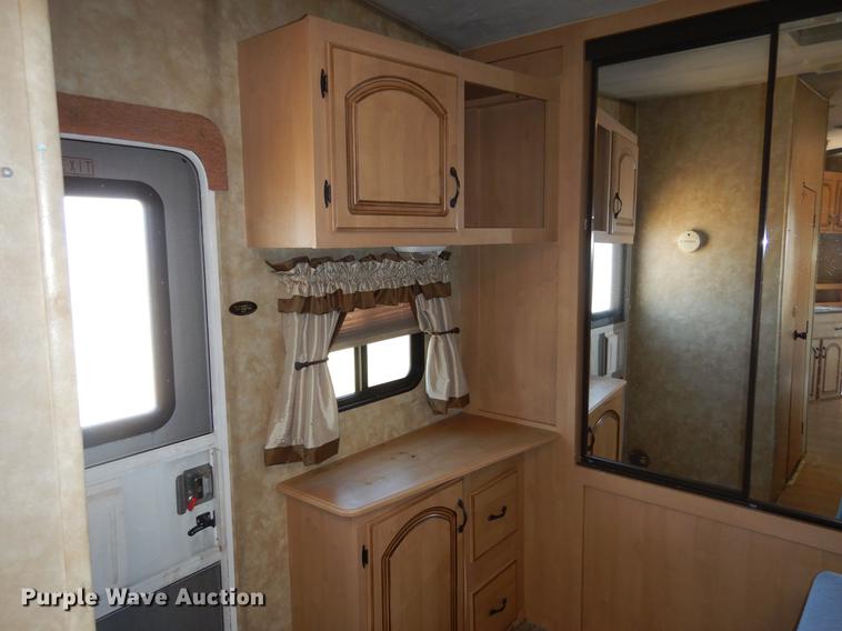 image for item DC5972 2007 Coachman Chaparral 340QBS camper