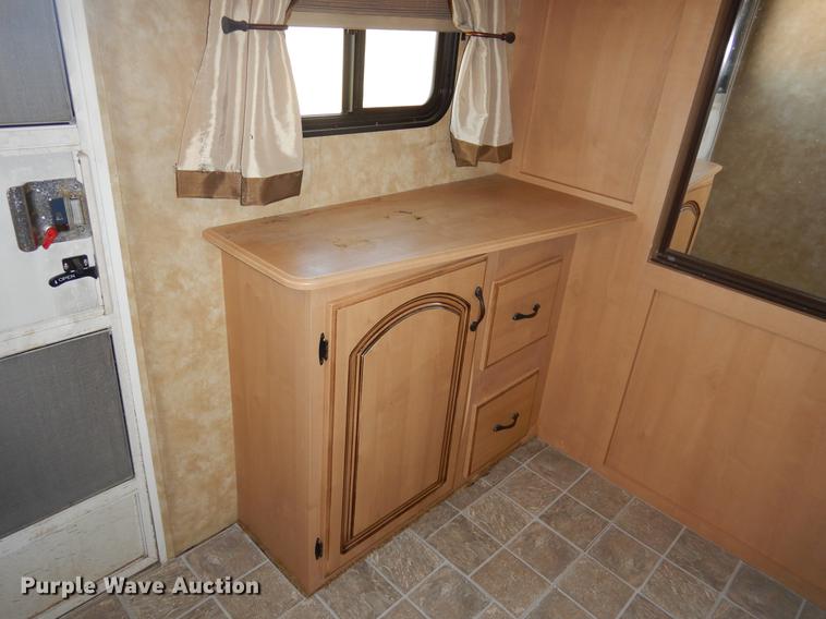 image for item DC5972 2007 Coachman Chaparral 340QBS camper