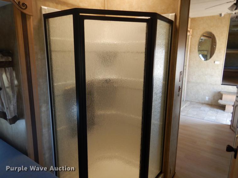 image for item DC5972 2007 Coachman Chaparral 340QBS camper