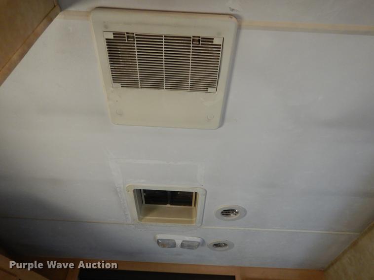 image for item DC5972 2007 Coachman Chaparral 340QBS camper