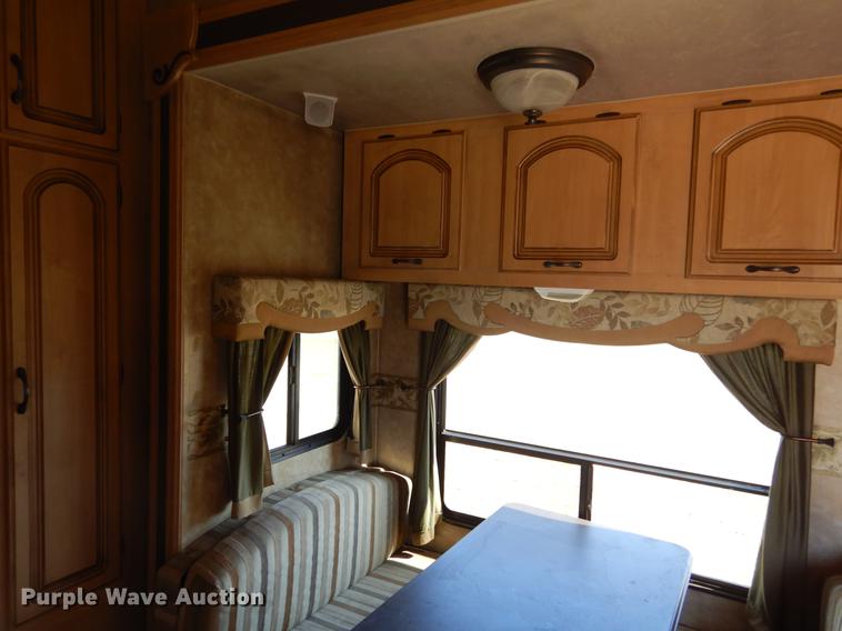 image for item DC5972 2007 Coachman Chaparral 340QBS camper