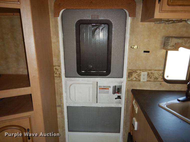 image for item DC5972 2007 Coachman Chaparral 340QBS camper