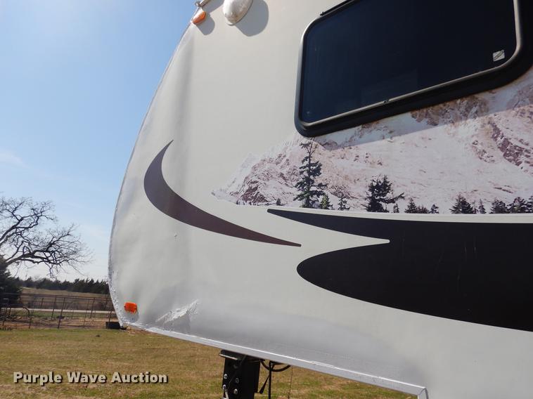 image for item DC5972 2007 Coachman Chaparral 340QBS camper