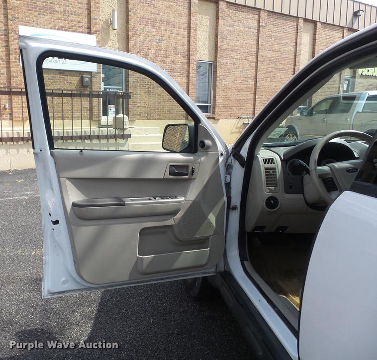 image for item DC7371 2008 Ford Escape XLT SUV
