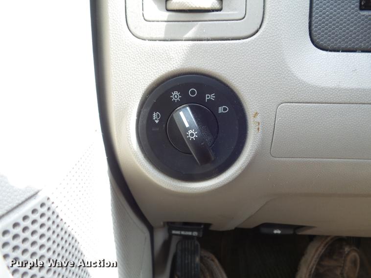 image for item DC7371 2008 Ford Escape XLT SUV