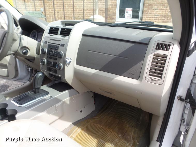 image for item DC7371 2008 Ford Escape XLT SUV