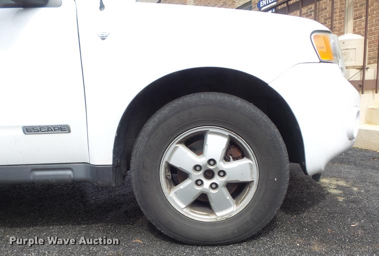 image for item DC7371 2008 Ford Escape XLT SUV