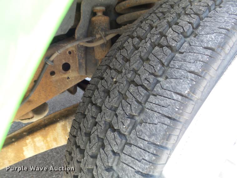 image for item DC7376 2001 Ford F250 Super Duty XL SuperCab pickup truck