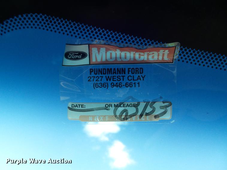 image for item DC7378 2006 Ford F350 Super Duty XL flatbed pickup truck