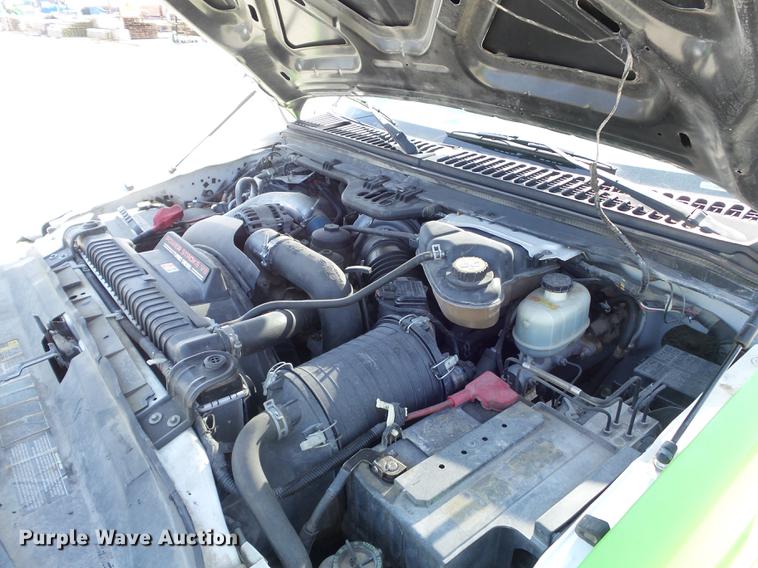 image for item DC7378 2006 Ford F350 Super Duty XL flatbed pickup truck