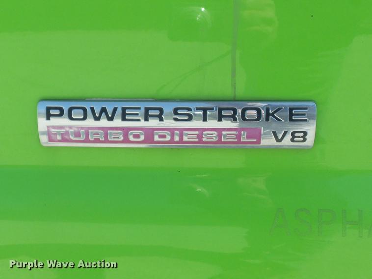 image for item DC7378 2006 Ford F350 Super Duty XL flatbed pickup truck