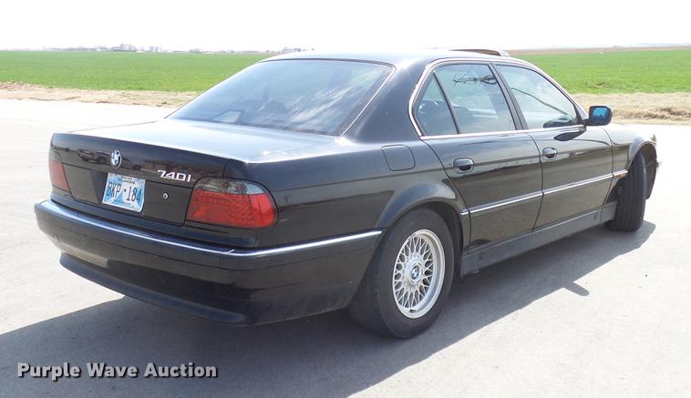 image for item DD1355 1995 BMW 740i