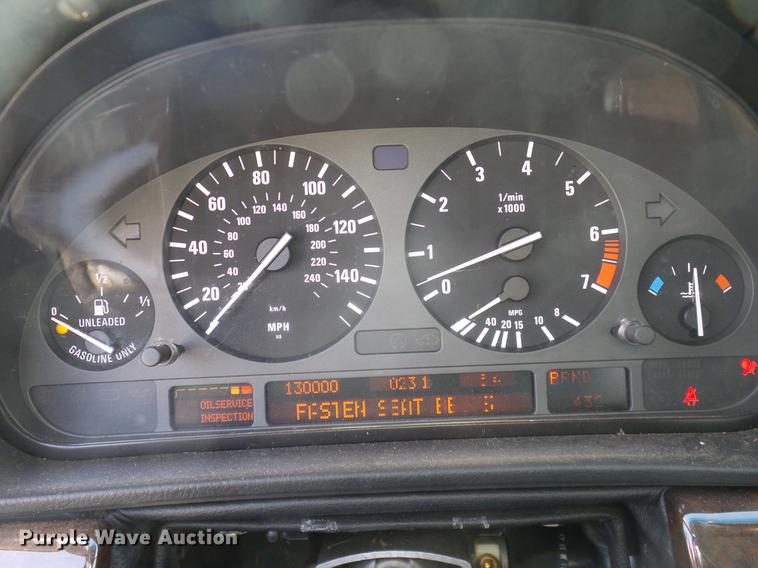 image for item DD1355 1995 BMW 740i