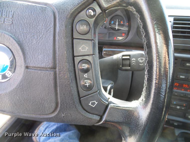 image for item DD1355 1995 BMW 740i