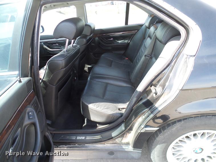 image for item DD1355 1995 BMW 740i