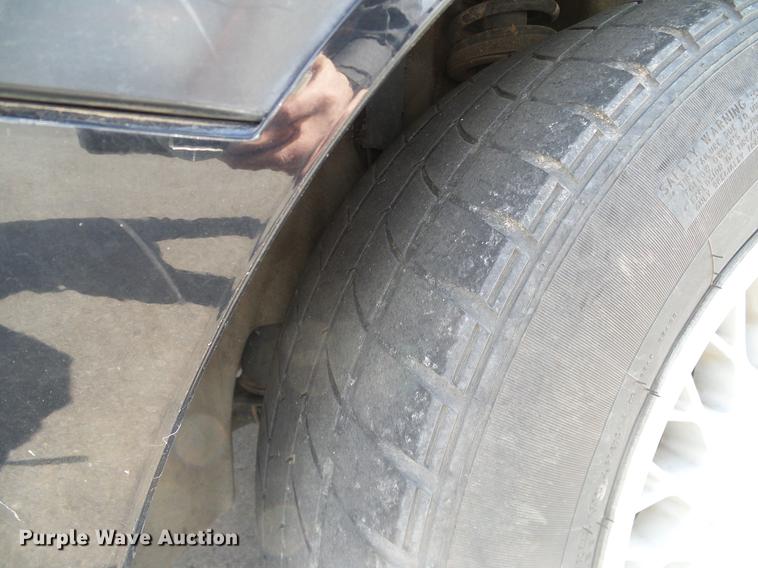 image for item DD1355 1995 BMW 740i