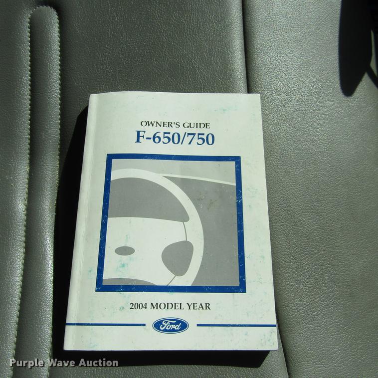 image for item DD2720 2004 Ford F650 Super Duty service truck