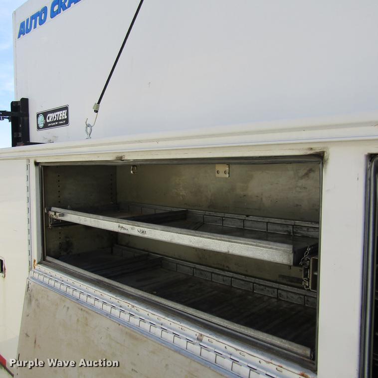 image for item DD2720 2004 Ford F650 Super Duty service truck