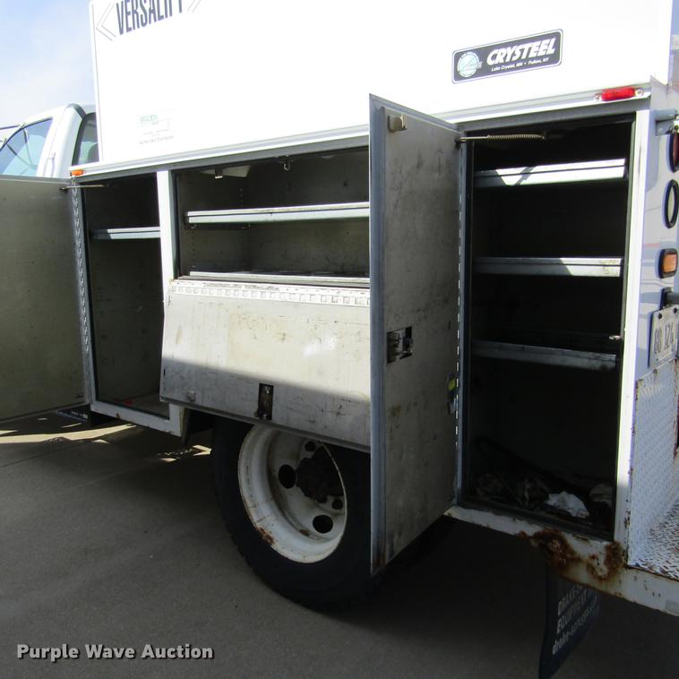 image for item DD2720 2004 Ford F650 Super Duty service truck