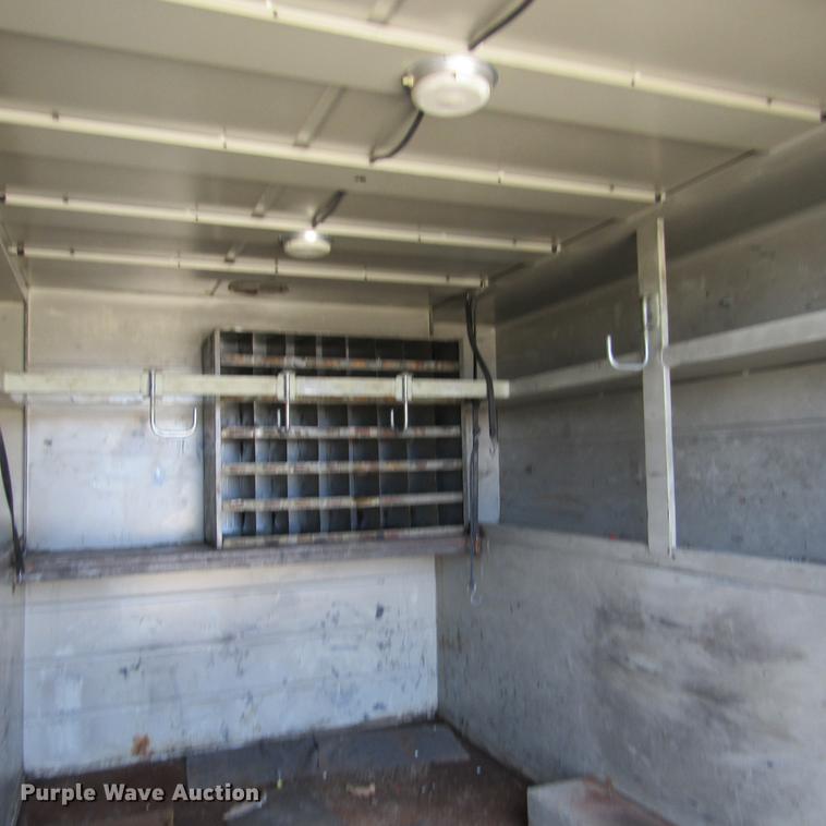 image for item DD2720 2004 Ford F650 Super Duty service truck