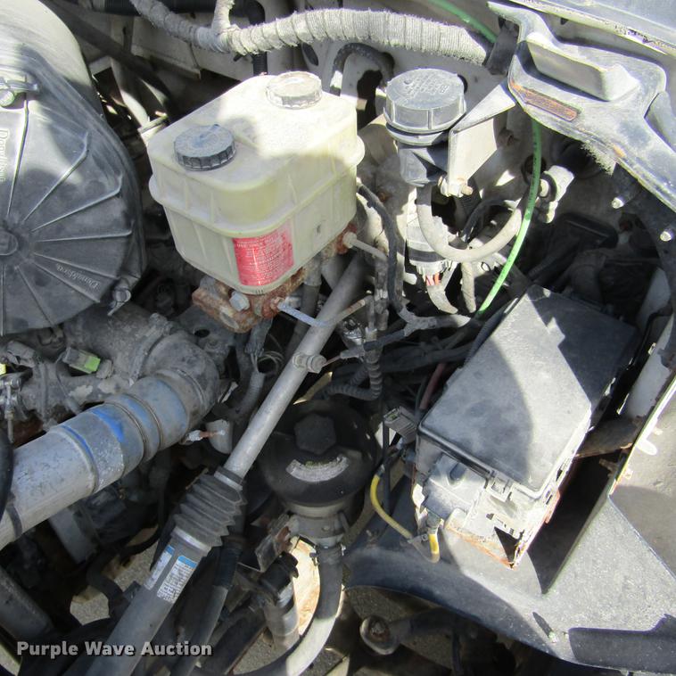 image for item DD2720 2004 Ford F650 Super Duty service truck