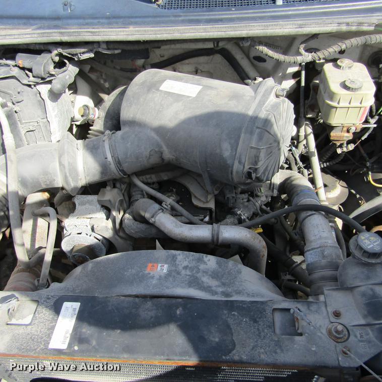 image for item DD2720 2004 Ford F650 Super Duty service truck