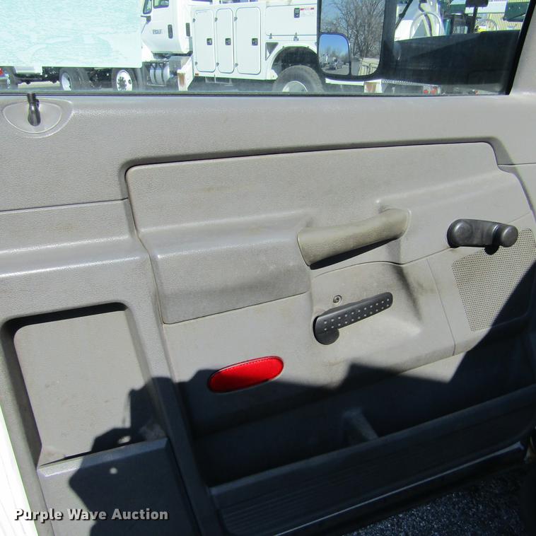 image for item DD2721 2008 Sterling Bullet service truck