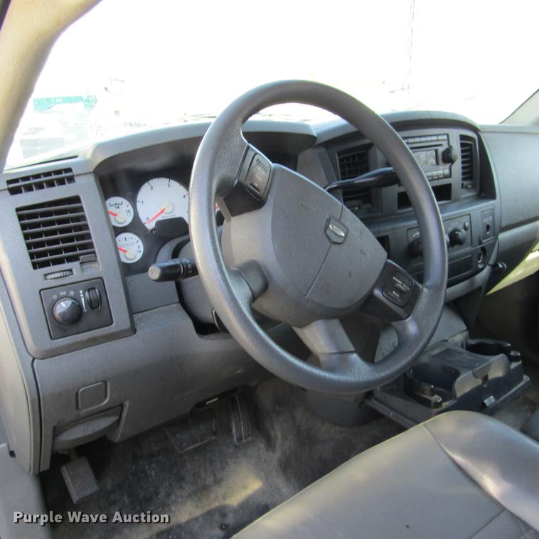 image for item DD2721 2008 Sterling Bullet service truck