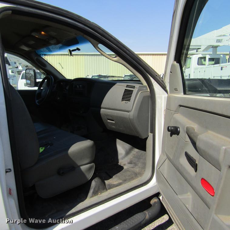 image for item DD2721 2008 Sterling Bullet service truck