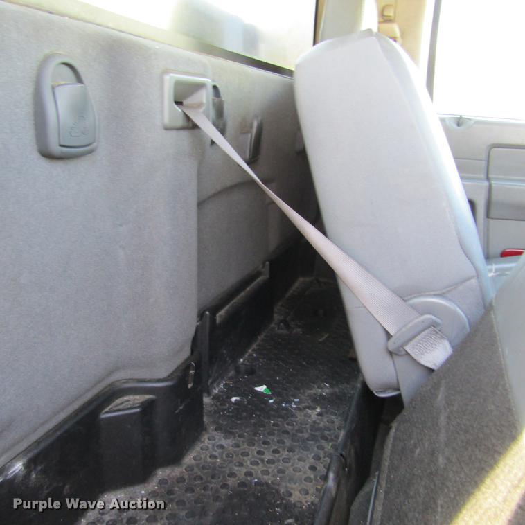 image for item DD2721 2008 Sterling Bullet service truck