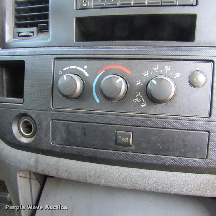 image for item DD2721 2008 Sterling Bullet service truck