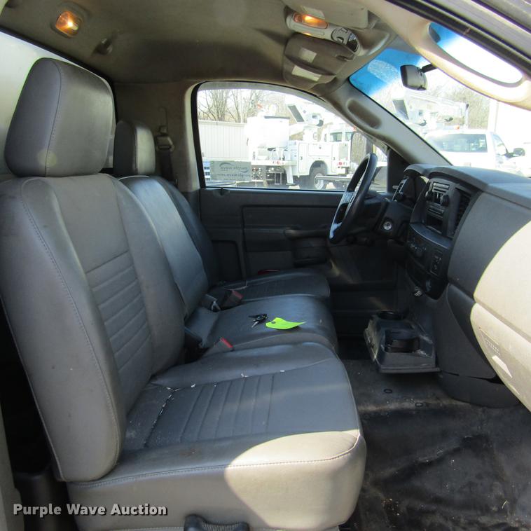 image for item DD2721 2008 Sterling Bullet service truck