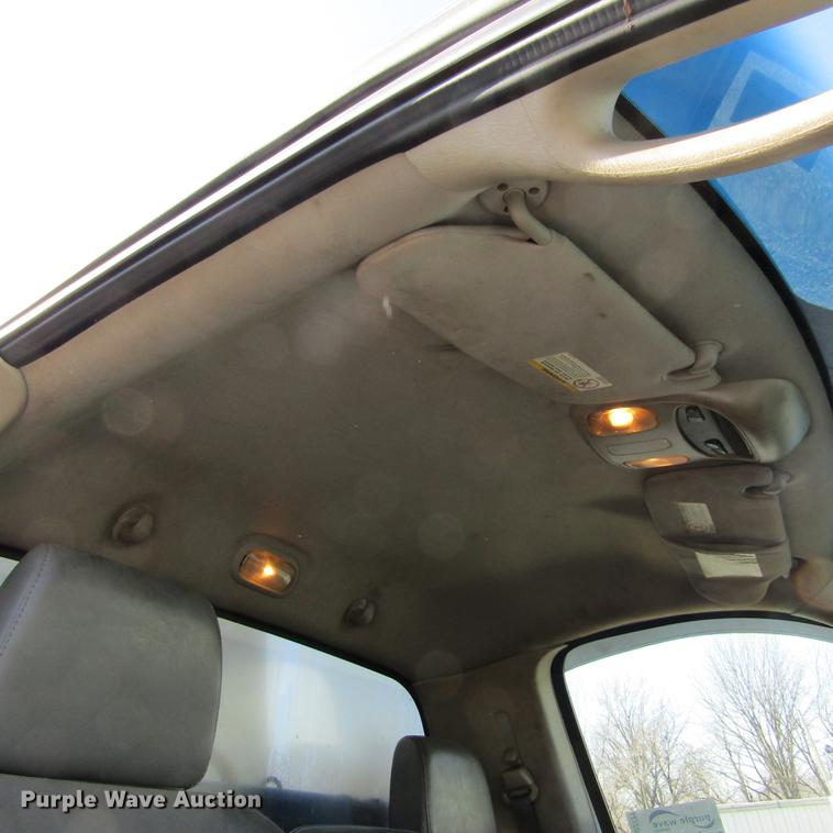 image for item DD2721 2008 Sterling Bullet service truck