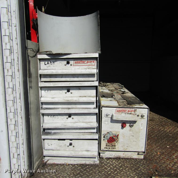 image for item DD2721 2008 Sterling Bullet service truck