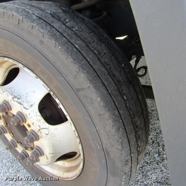 image for item DD2721 2008 Sterling Bullet service truck