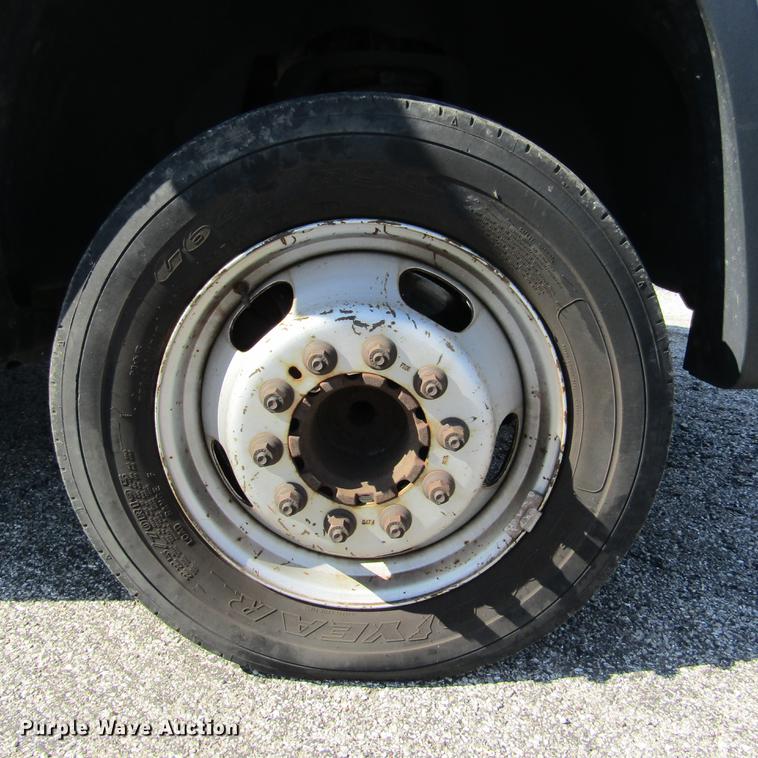 image for item DD2721 2008 Sterling Bullet service truck