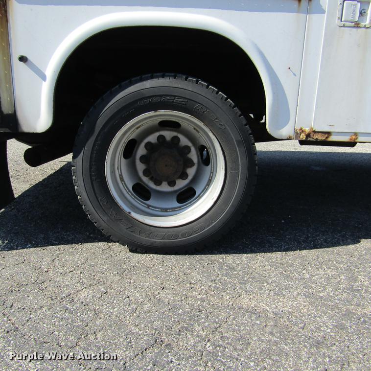 image for item DD2721 2008 Sterling Bullet service truck