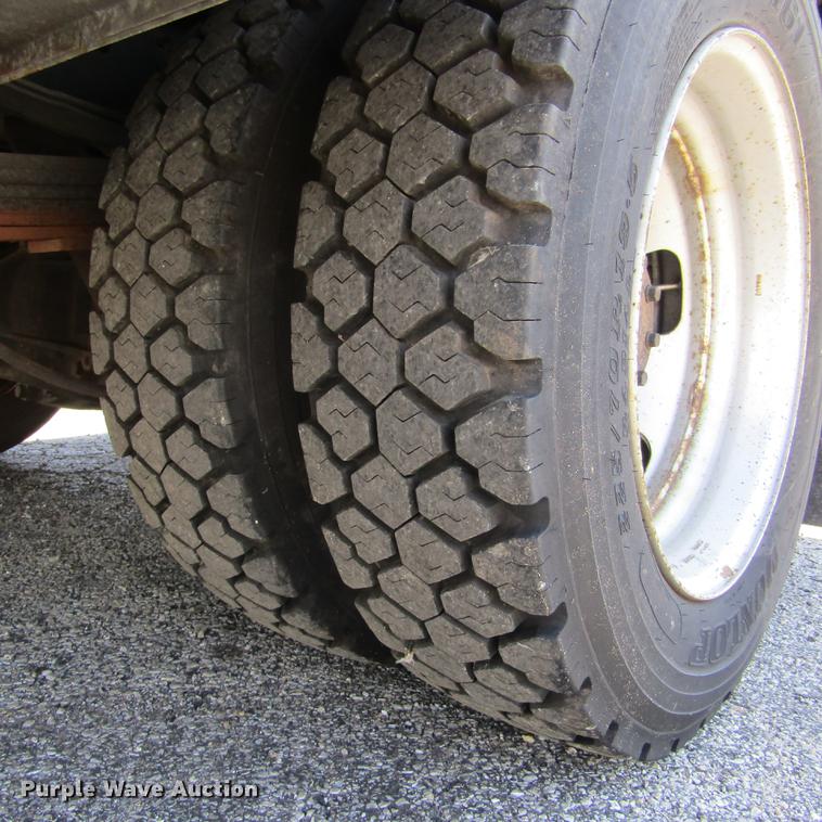 image for item DD2721 2008 Sterling Bullet service truck