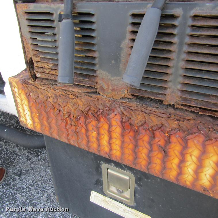 image for item DD2721 2008 Sterling Bullet service truck